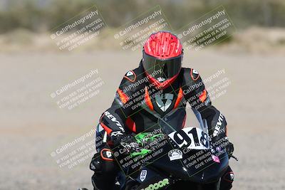 media/Dec-06-2025-CVMA (Sat) [[4a896cc04c]]/Race 4-Formula Middleweight/